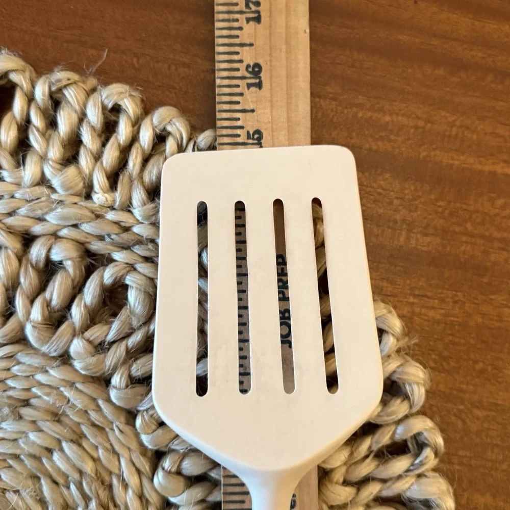 The Unbranded Brand melamine extra